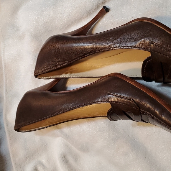 Prada Shoes. - Picture 15 of 16